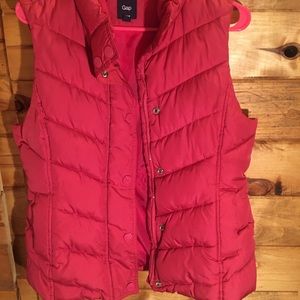 Gap puffer vest